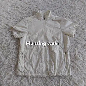 Munsing wear 로고 반팔 패딩 자켓 하이넥 골프