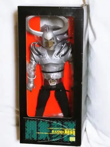 RAHM31 강철참모 가면라이더 스트롱거 메디콤토이 피규어