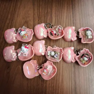 지역 한정판 헬로키티 컬렉터즈 마스코트