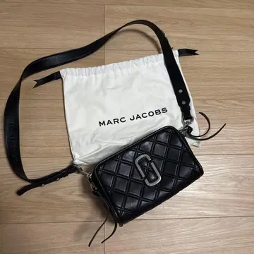 MARC JACOBS 블랙 숄더백