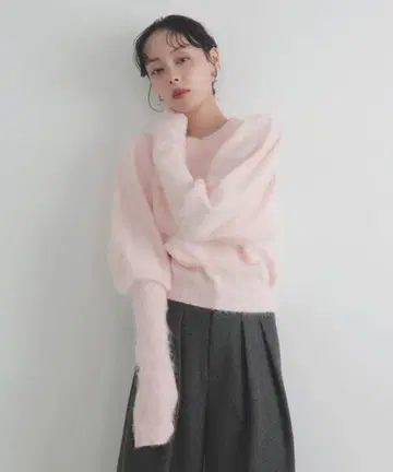 LIAN 모헤어 퍼프 슬리브 니트