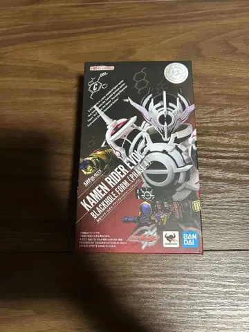 S.H.Figuarts 가면라이더 에볼 블랙홀 폼 (페이즈 4)