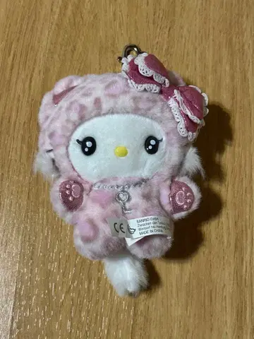 산리오 챠미키티 키링 갸루 고양이 디자인 시리즈