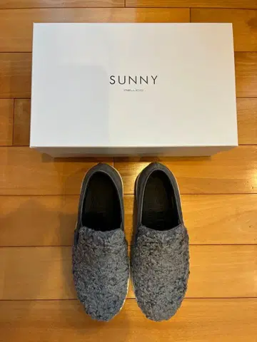 펠리코 SUNNY 그레이 퍼 슬립온 36