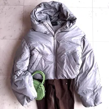 컨디션 최상 에모다 숏 볼륨 퍼프 다운 자켓 프리 그레이 후드 부착