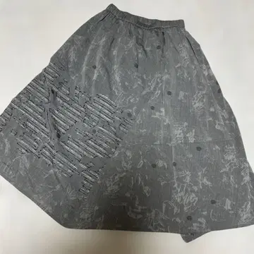 [ 센소유니코 ] 안감 부착 스커트