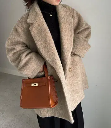 더블 테일러드 샤기 자켓 코트