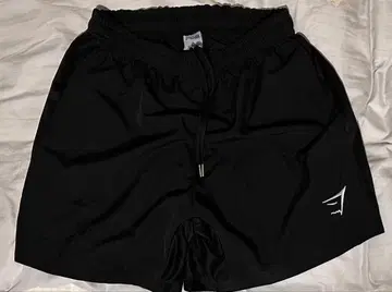 GYMSHARK 블랙 숏팬츠 L 사이즈