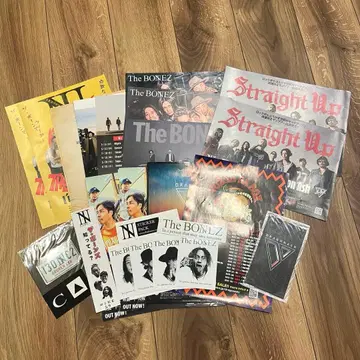 The BONEZ 스티커 플라이어 세트