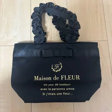 Maison de FLEUR 블랙 토트백