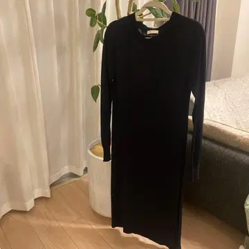 BEAUTY&YOUTH 롱 니트 원피스 (네이비)