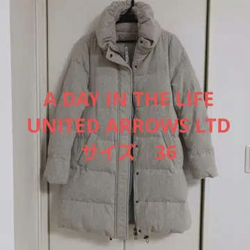 A DAY IN THE LIFE 다운 코트