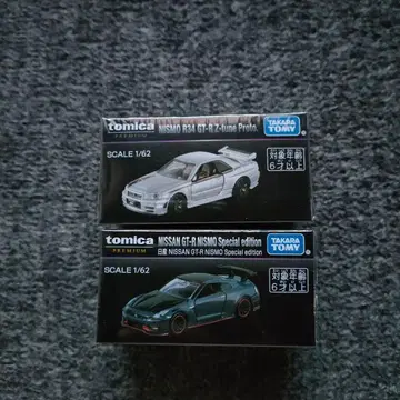 토미카 NISSAN GT-R R34 & NISMO Specia