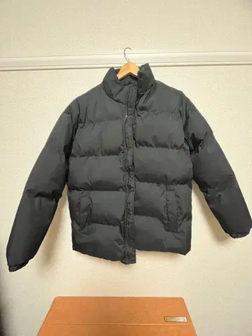 블랙 다운 자켓