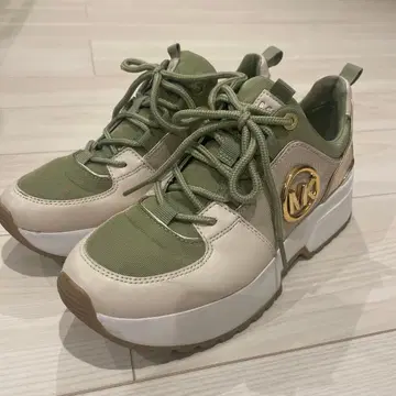 최종 가격 인하 마이클코어스 스니커즈