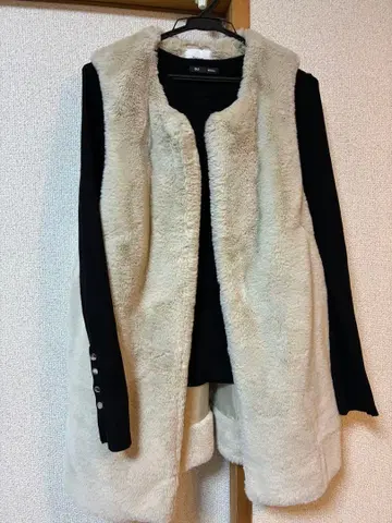 퍼풍 롱 베스트 크림색