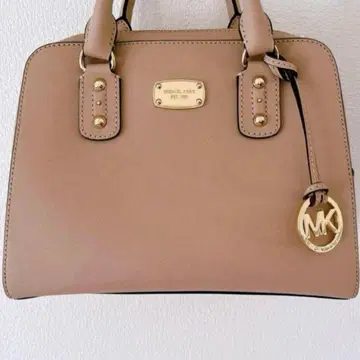 마이클코어스 베이지 핸드백 숄더백 보스턴 브랜드 제품