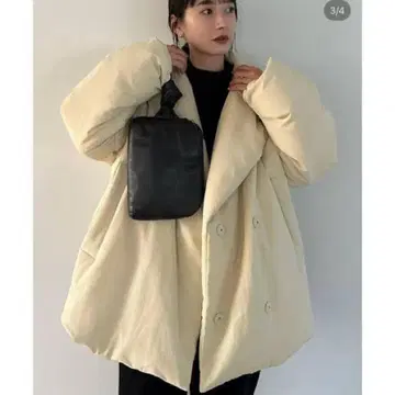 클라네 코쿤 숏 다운 코트