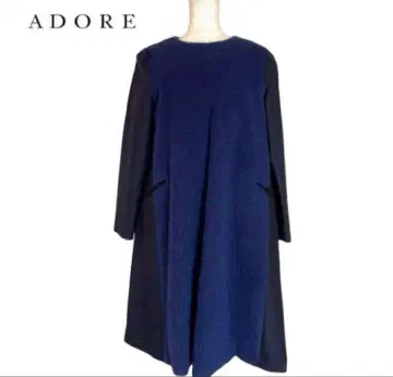 ADORE 네이비 무릎 기장 원피스 긴팔