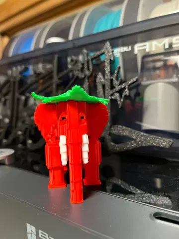 이탈리안 레인 로트 스트로베리 엘리펀트