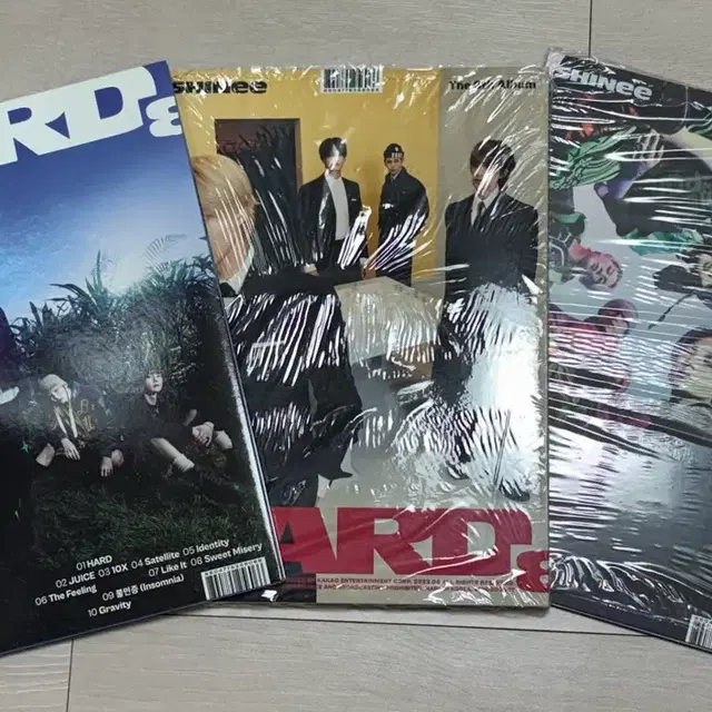 샤이니 HARD 앨범 개봉