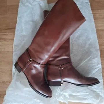 새상품 타니노 크리스치 브라운 가죽 롱 부츠 24.5