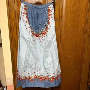 판매 12/5까지 PINKHOUSE 롱 스커트