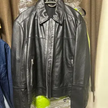 ZARA 블랙 가죽 자켓