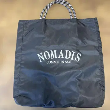 NOMADIS 블랙 토트백
