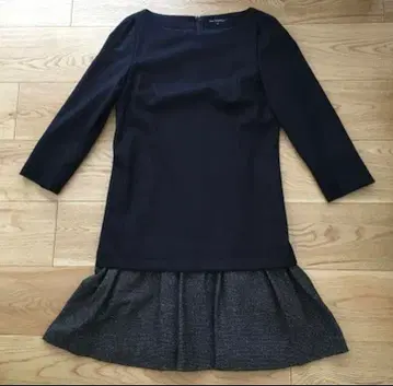 [ 23구 40 ] 절개 도킹 원피스 8부 소매 A라인 네이비 x 그레이