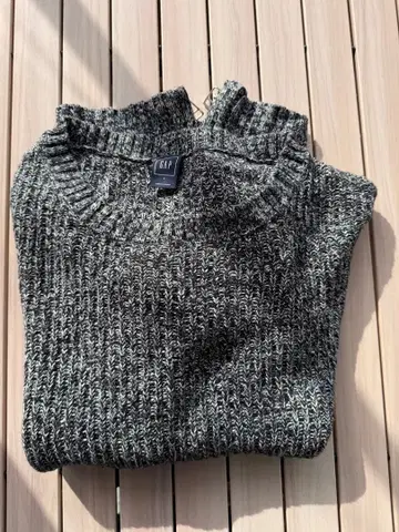 갭 스웨터 그레이 계열 사이드 지퍼 달린 귀여운 멋쟁이 GAP