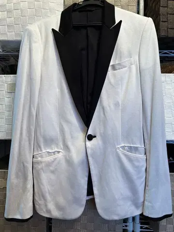 소스타누토 카와노 화이트/블랙 바이컬러 테일러드 자켓