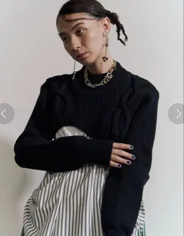 UN3D 케이블 숏 돌먼 니트 컨디션 최상!