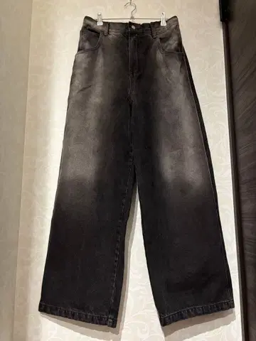 치카시츠+ 와이드 데님