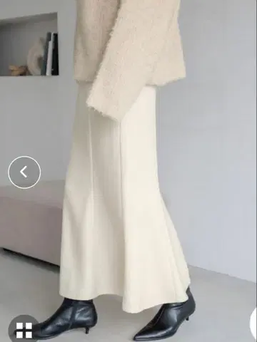 LOWRYS FARM 울 라이크 머메이드 스커트