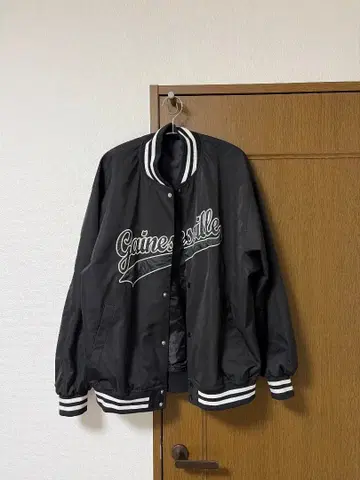 Gainesville 바시티 자켓 블랙