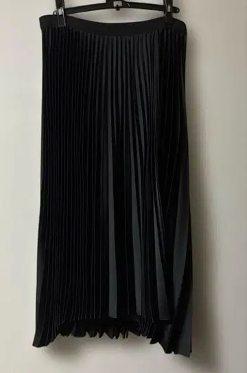 UNIQLO 띠어리 Theory 플리츠 랩스커트 블랙 XL