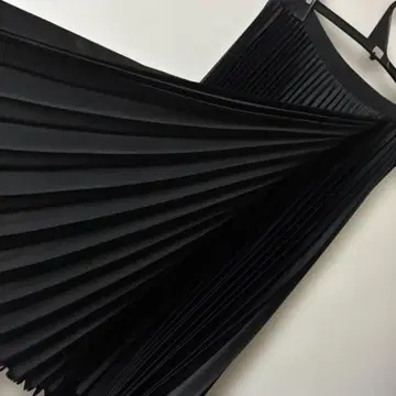 UNIQLO 띠어리 Theory 플리츠 랩스커트 블랙 XL