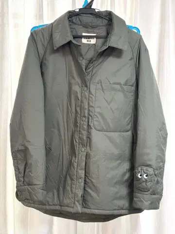 유니클로 안야 힌드마치 퍼프 테크 셔츠 자켓 XL 올리브