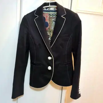 더블 스탠다드 네이비 테일러드 자켓 안감 패턴 퀸