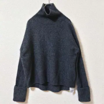 택 포함 라쿤 혼방 터틀 니트 풀오버 그레이 슬로브 이에나