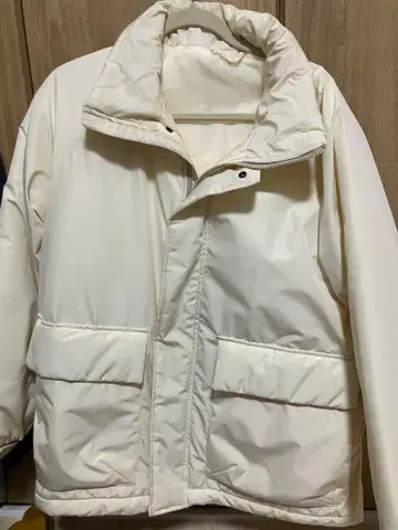 GU 히트 패디드 스탠드 칼라 블루종