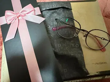 오징어 게임 온즈 콜라보 안경 용희