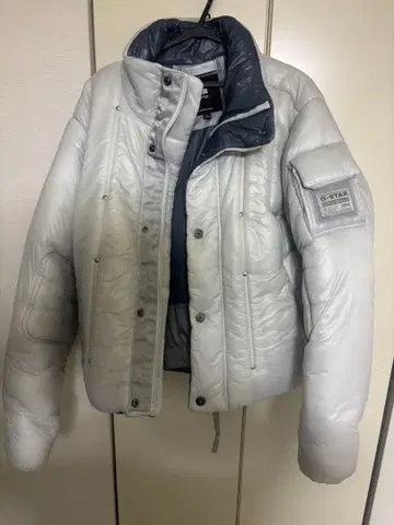 G-STAR RAW 화이트 다운 자켓 M