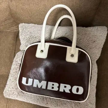 UMBRO 브라운 핸드백