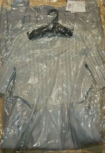 [ 미사용 ] Rirandture 5부 소매 에어리 도킹 원피스