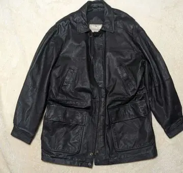 JOHN ASHFORD 블랙 가죽 코트