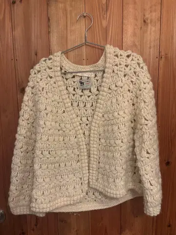 도트앤스트라이프 네팔 핸드 니트 크로셰 미디엄 가디건