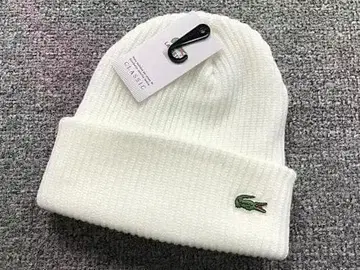 Lacoste 화이트 비니