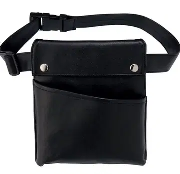 캐릭터라 웨스트 파우치